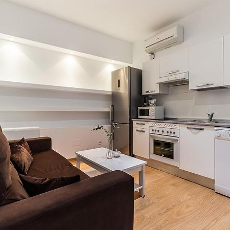 Waou Apartamentos En Sol Confort 4 Madrid Eksteriør bilde