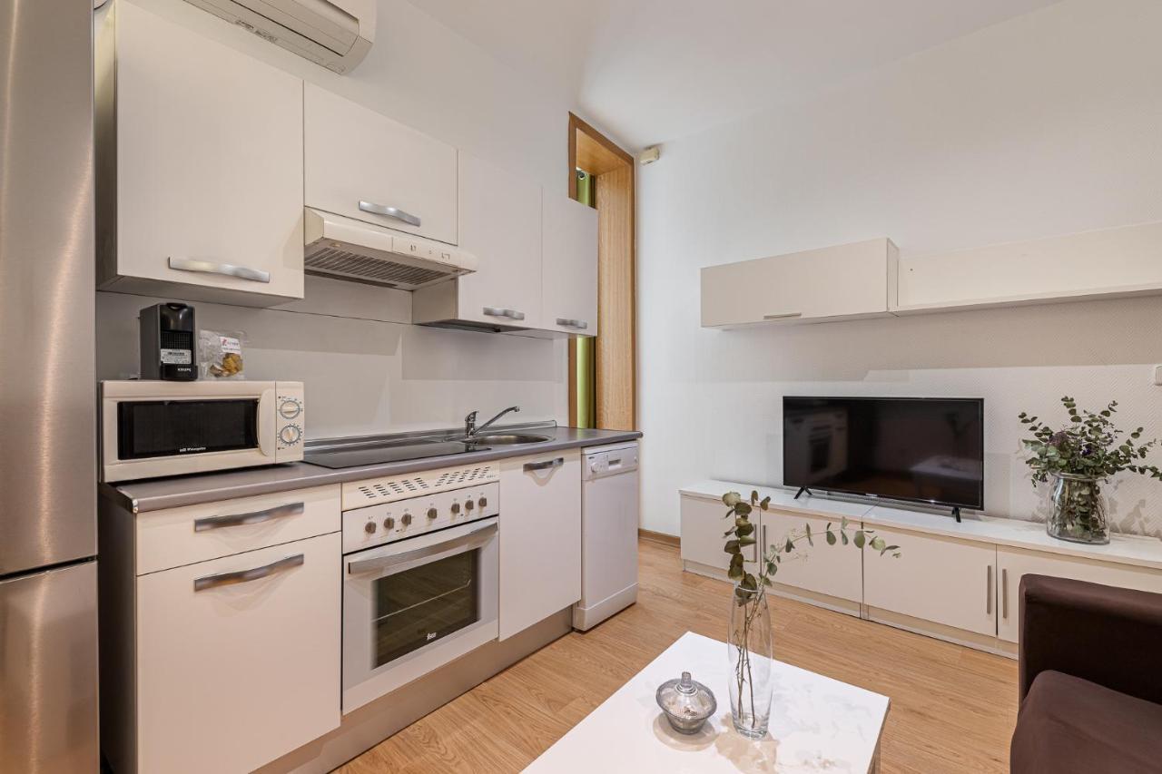 Waou Apartamentos En Sol Confort 4 Madrid Eksteriør bilde