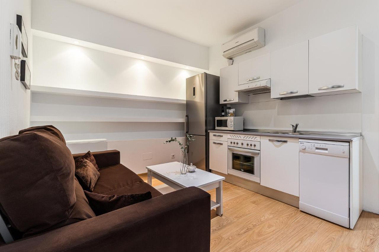 Waou Apartamentos En Sol Confort 4 Madrid Eksteriør bilde